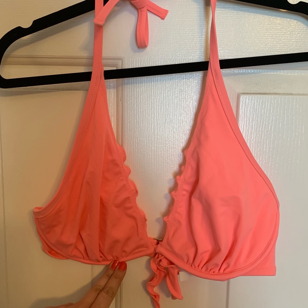 VS Coral Ruffled Bikini Top